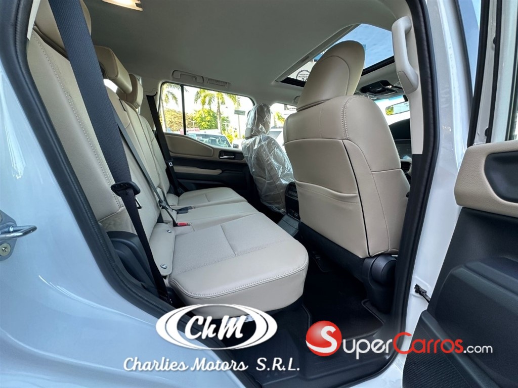 2026 Toyota Land Cruiser Prado All Rounder — foto 8 / 11