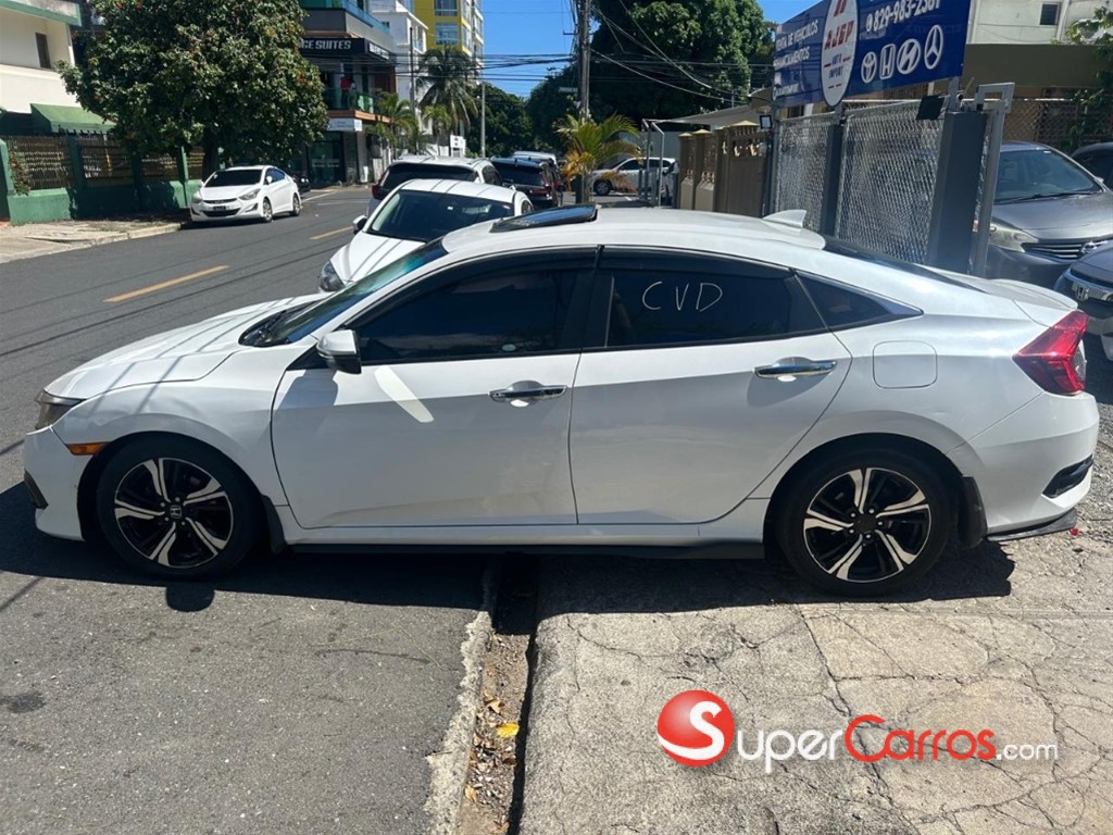 2017 Honda Civic Touring — foto 5 / 11