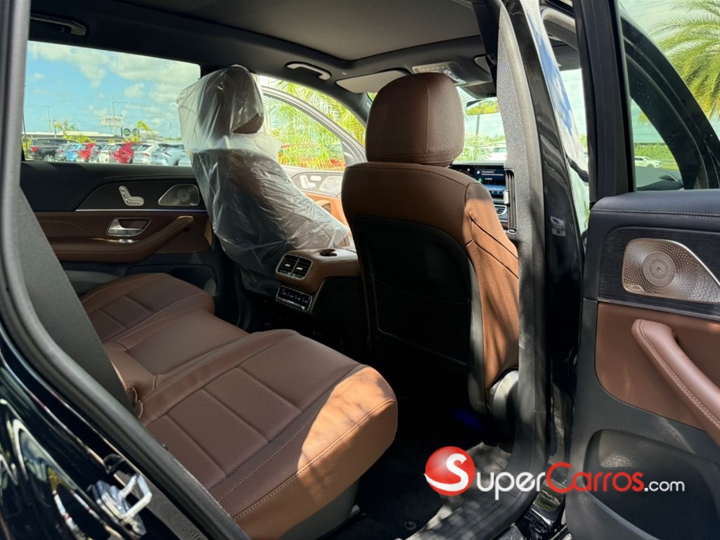 2025 Mercedes-Benz Clase GLS 450 AMG PLUS 4MATIC — foto 5 / 8