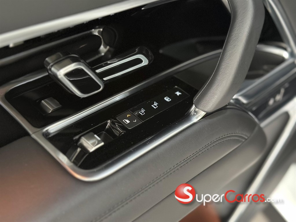 2023 Land Rover Range Rover Vogue — foto 10 / 12