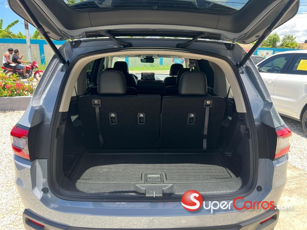 2023 Honda Pilot Touring — foto 8 / 10