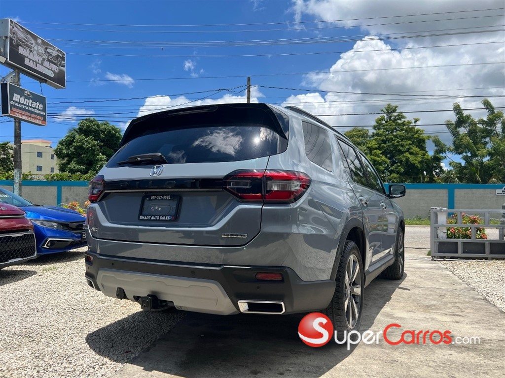 2023 Honda Pilot Touring — foto 9 / 10