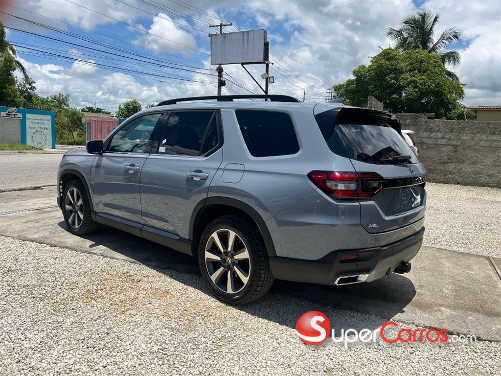 2023 Honda Pilot Touring — foto 10 / 10