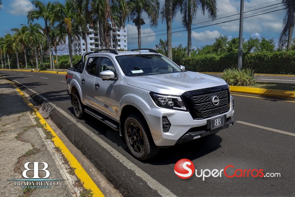 2025 Nissan Frontier LE Katana Edition — foto 9 / 12