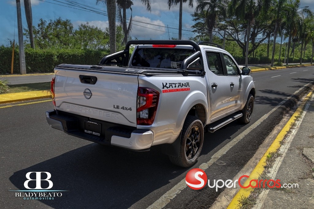 2025 Nissan Frontier LE Katana Edition — foto 10 / 12
