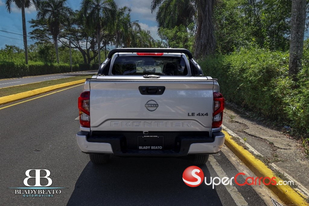 2025 Nissan Frontier LE Katana Edition — foto 12 / 12
