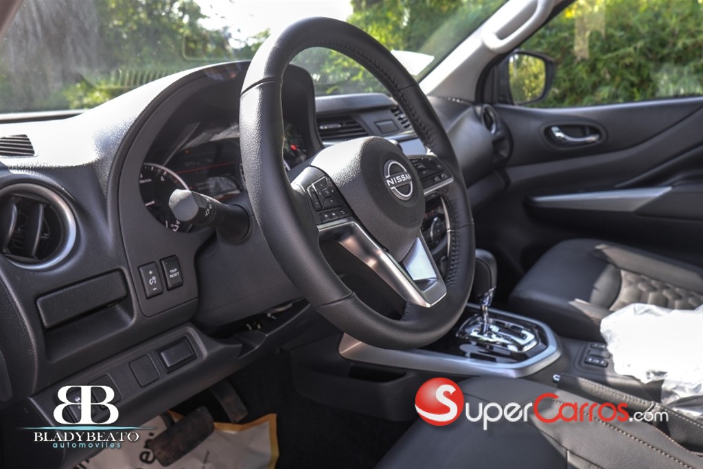 2025 Nissan Frontier LE Katana Edition — foto 2 / 12