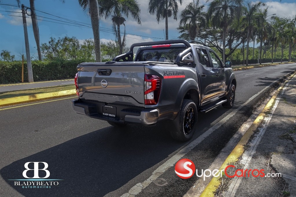 2025 Nissan Frontier LE Katana Edition — foto 10 / 12