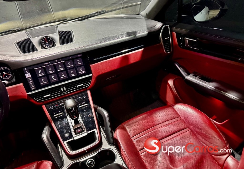 2020 Porsche Cayenne Coupe — foto 5 / 12