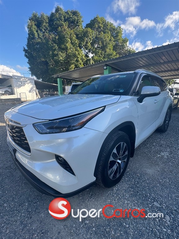 2022 Toyota Highlander — foto 2 / 9