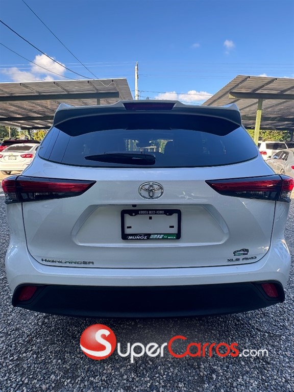 2022 Toyota Highlander — foto 6 / 9