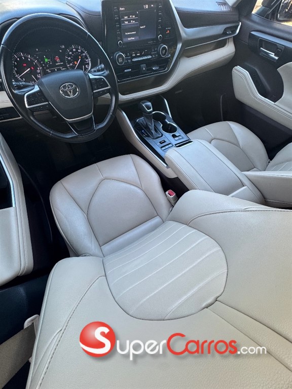 2022 Toyota Highlander — foto 7 / 9