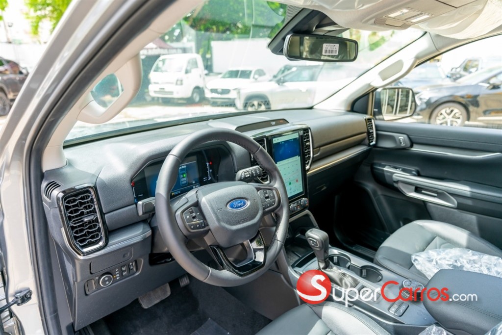 2025 Ford Everest — foto 5 / 7