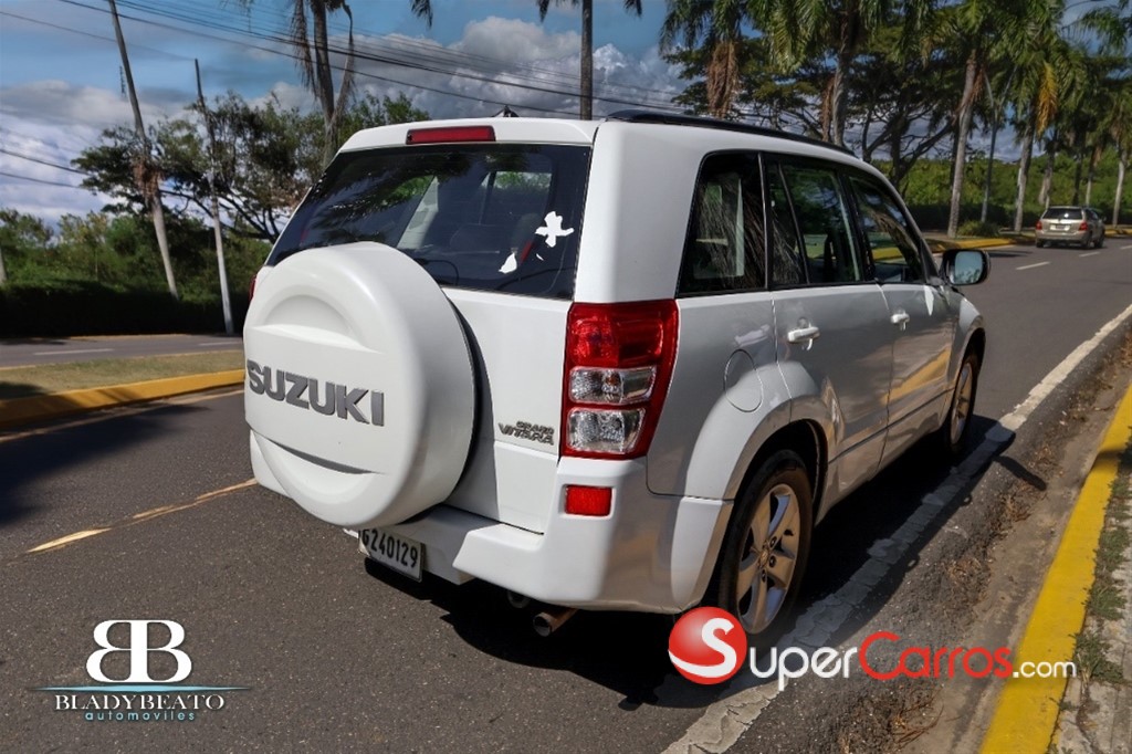 2011 Suzuki Grand Vitara — foto 6 / 11
