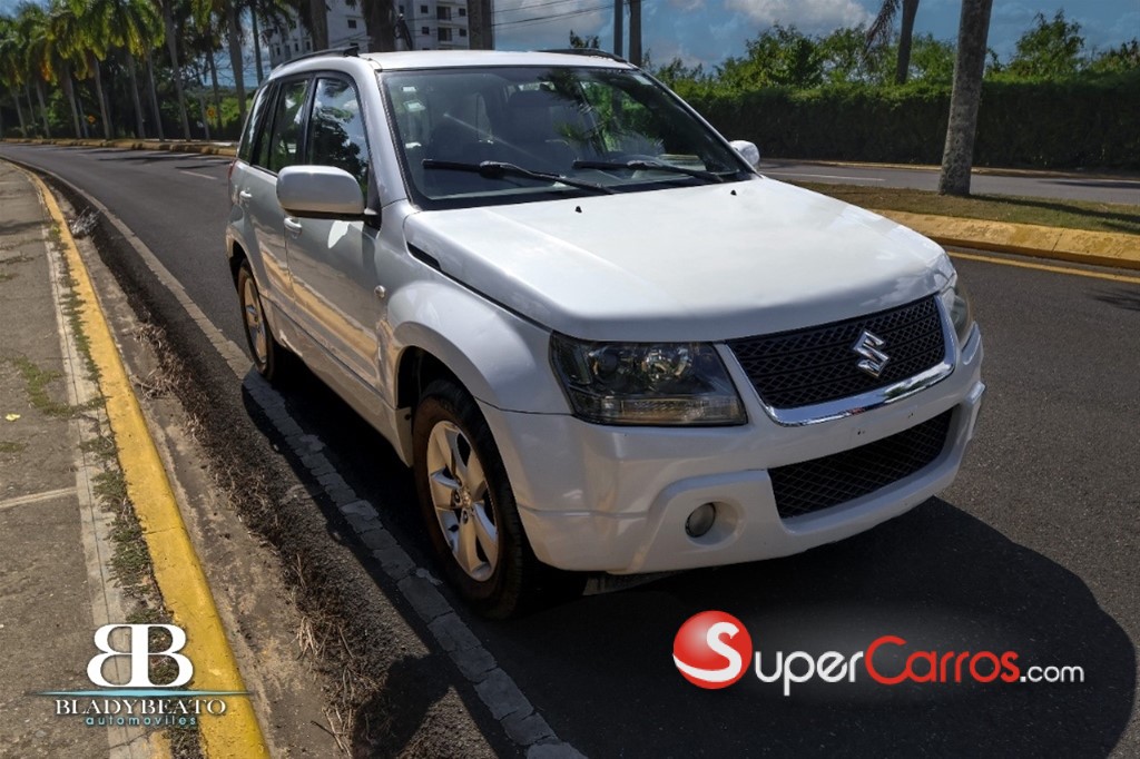 2011 Suzuki Grand Vitara — foto 7 / 11