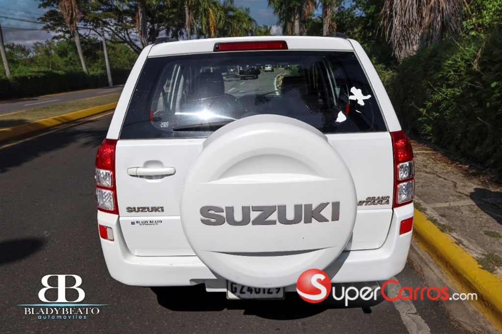 2011 Suzuki Grand Vitara — foto 9 / 11