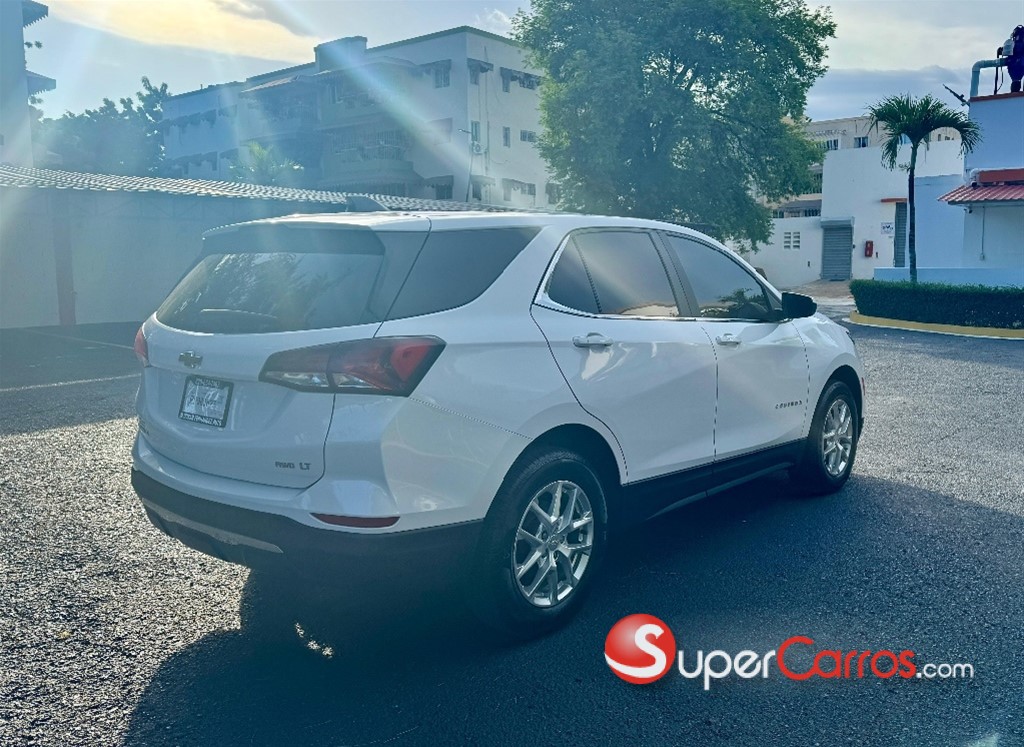 2022 Chevrolet Equinox LT — foto 8 / 10