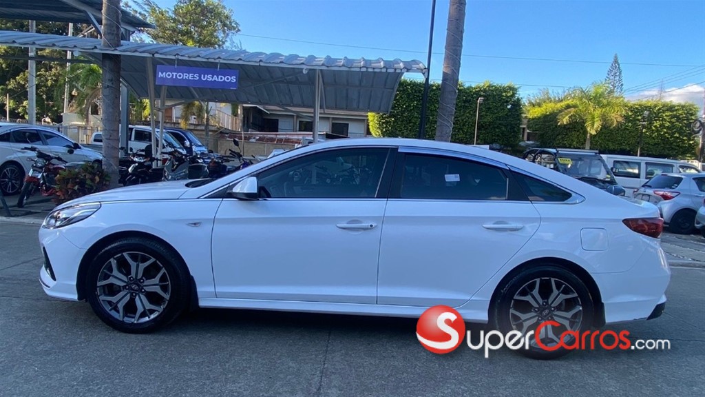 2020 Hyundai Sonata New Rise — foto 9 / 12