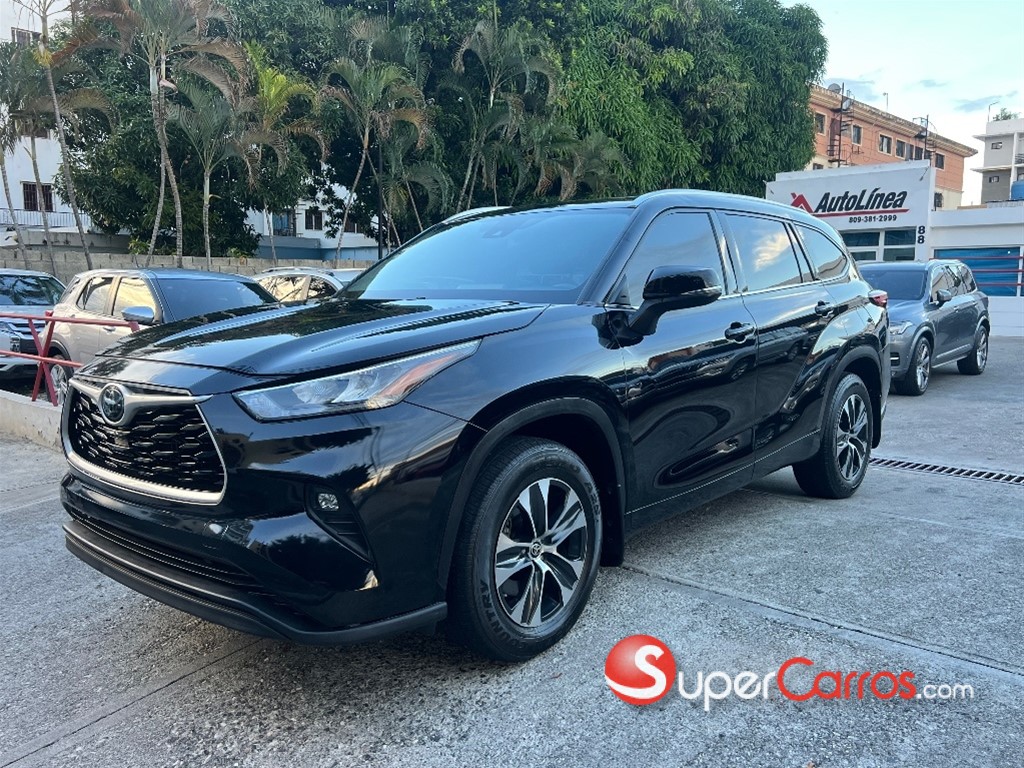 2020 Toyota Highlander XLE