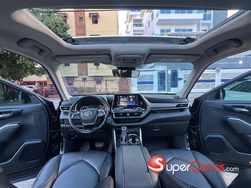 2020 Toyota Highlander XLE — foto 10 / 12