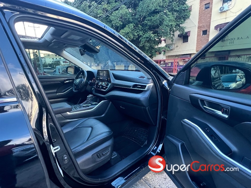2020 Toyota Highlander XLE — foto 11 / 12