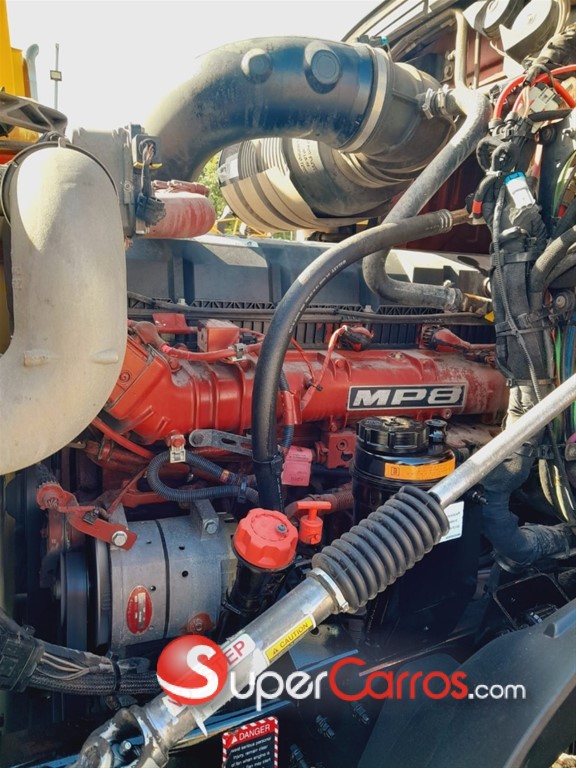 2019 Mack Anthem — foto 2 / 9