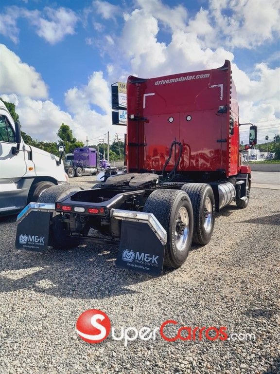 2019 Mack Anthem — foto 8 / 9