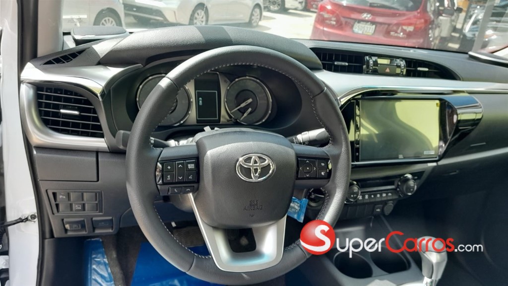 2025 Toyota Hilux Limited — foto 10 / 10