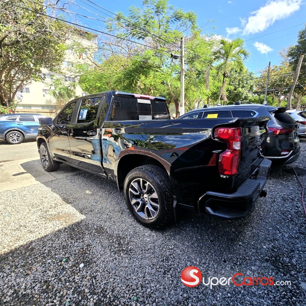 2020 Chevrolet Silverado RST — foto 7 / 11