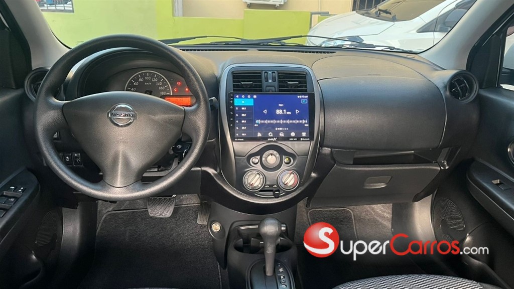 2019 Nissan March — foto 7 / 10