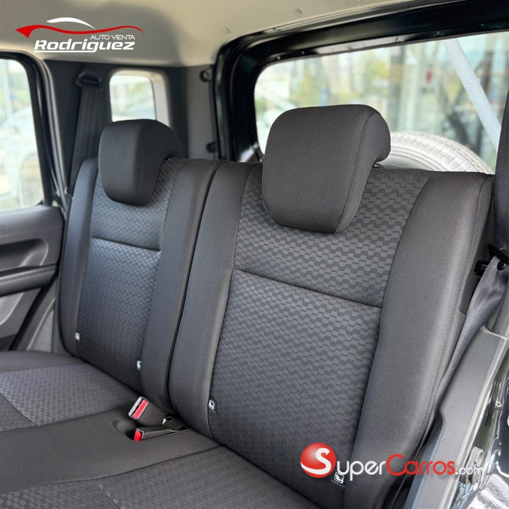2026 Suzuki Jimny GLX — foto 5 / 6