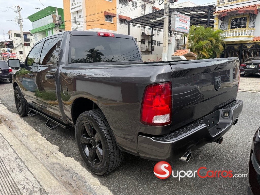 2018 Ram 1500 — foto 3 / 7