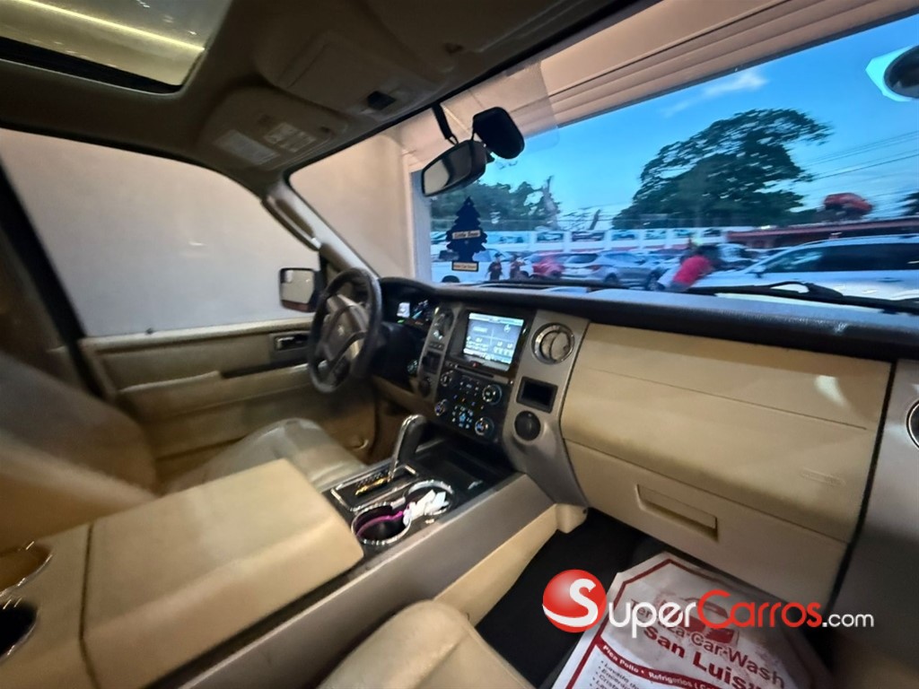 2015 Ford Expedition Limited — foto 8 / 10