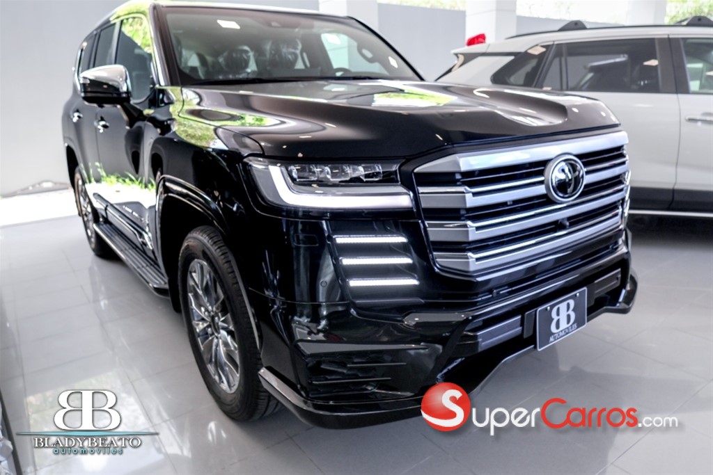 2025 Toyota Land Cruiser 70 ANIVERSARIO — foto 3 / 9