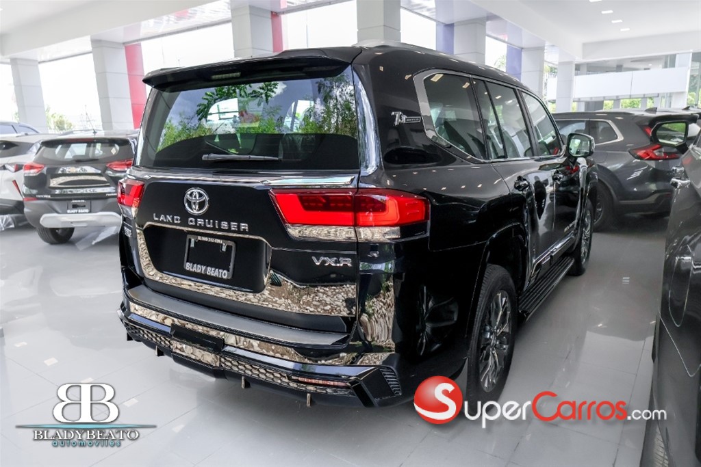 2025 Toyota Land Cruiser 70 ANIVERSARIO — foto 8 / 9