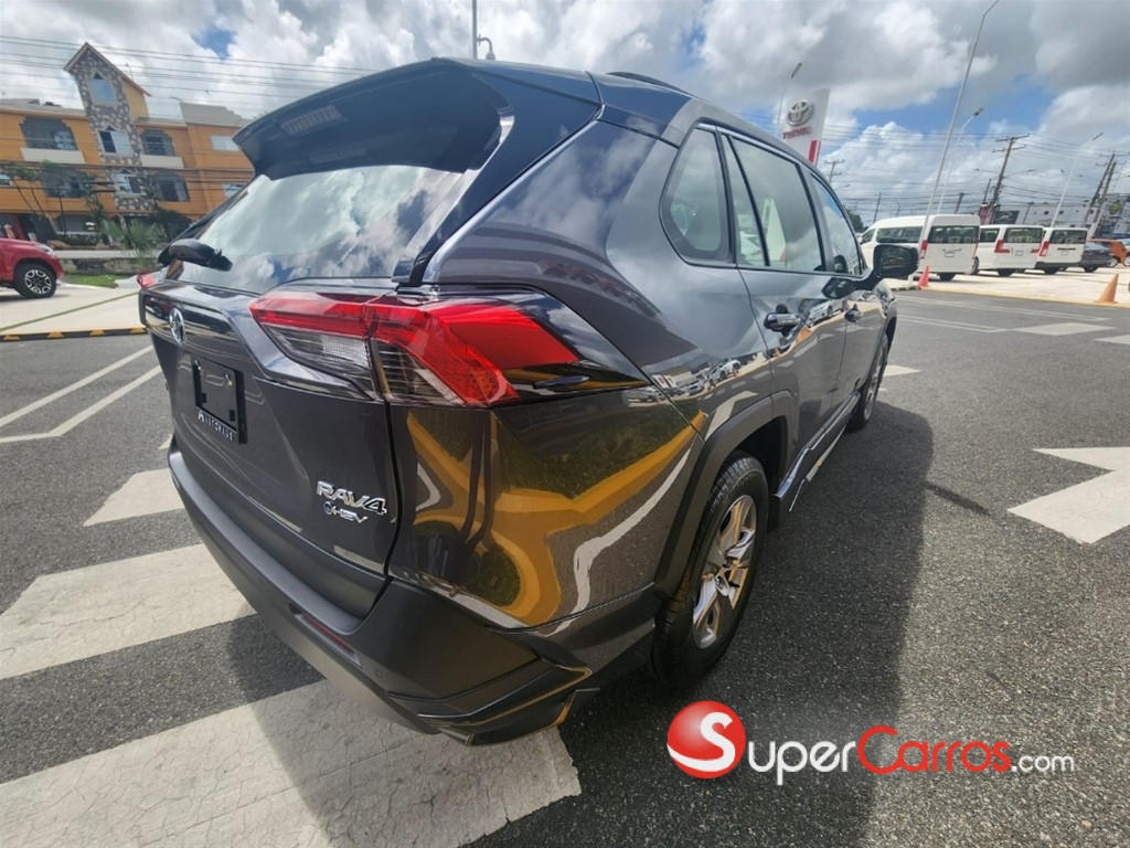 2025 Toyota RAV4 Sport — foto 6 / 8