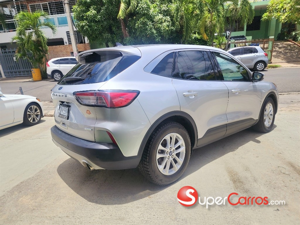 2020 Ford Escape SE — foto 2 / 10