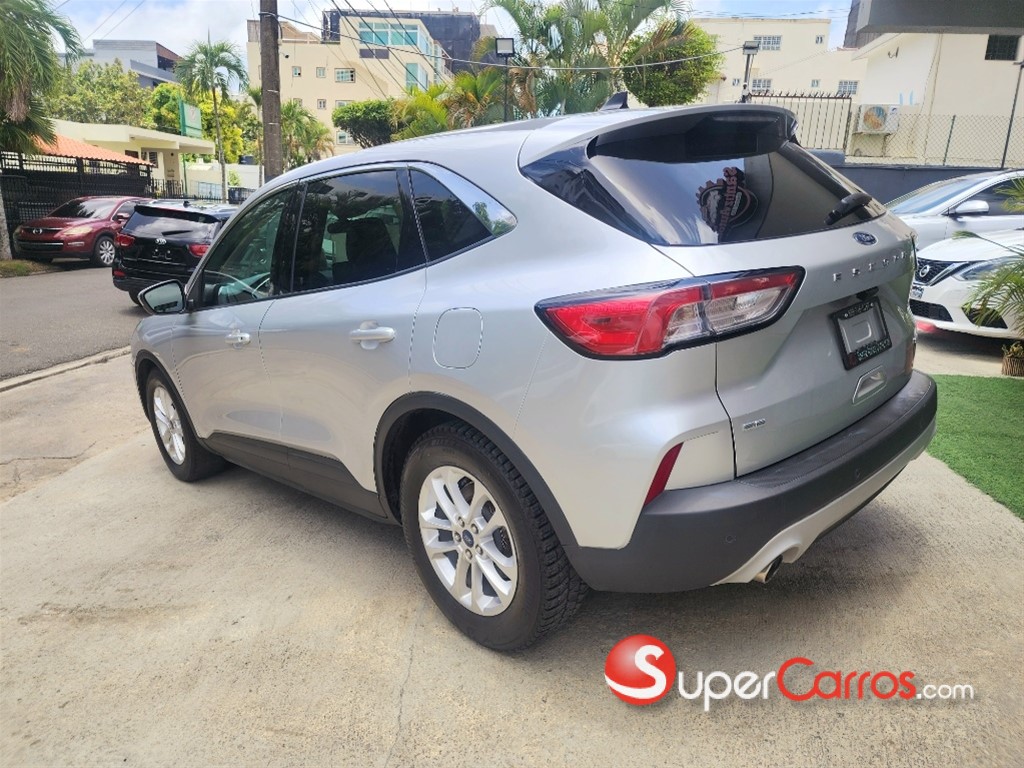 2020 Ford Escape SE — foto 4 / 10