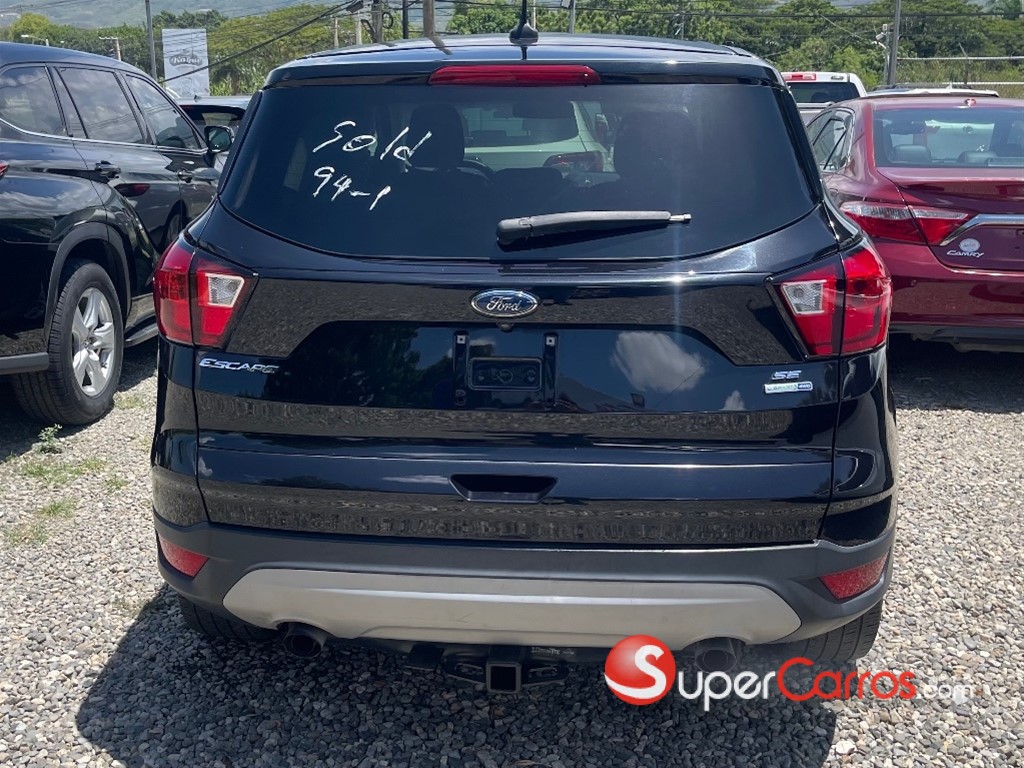 2019 Ford Escape SE — foto 4 / 8