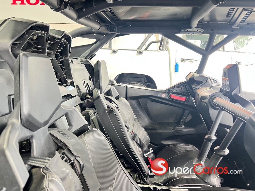 2024 Can Am Maverick R X RS SMART-SHOX — foto 10 / 12