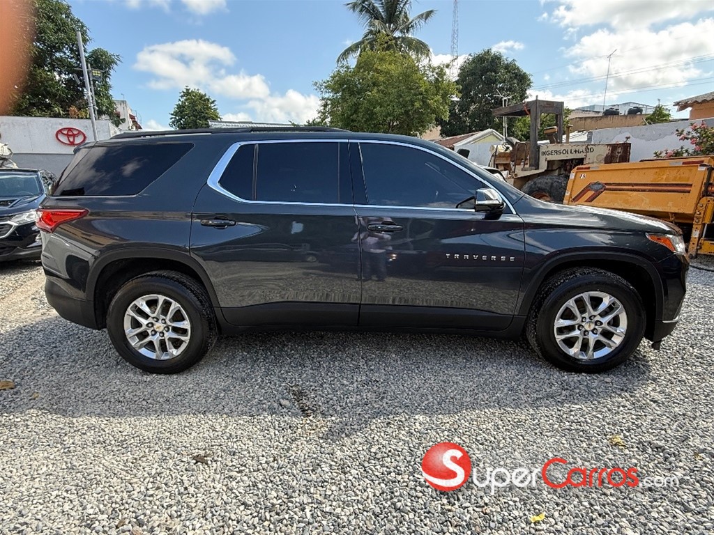 2019 Chevrolet Traverse LT — foto 4 / 12