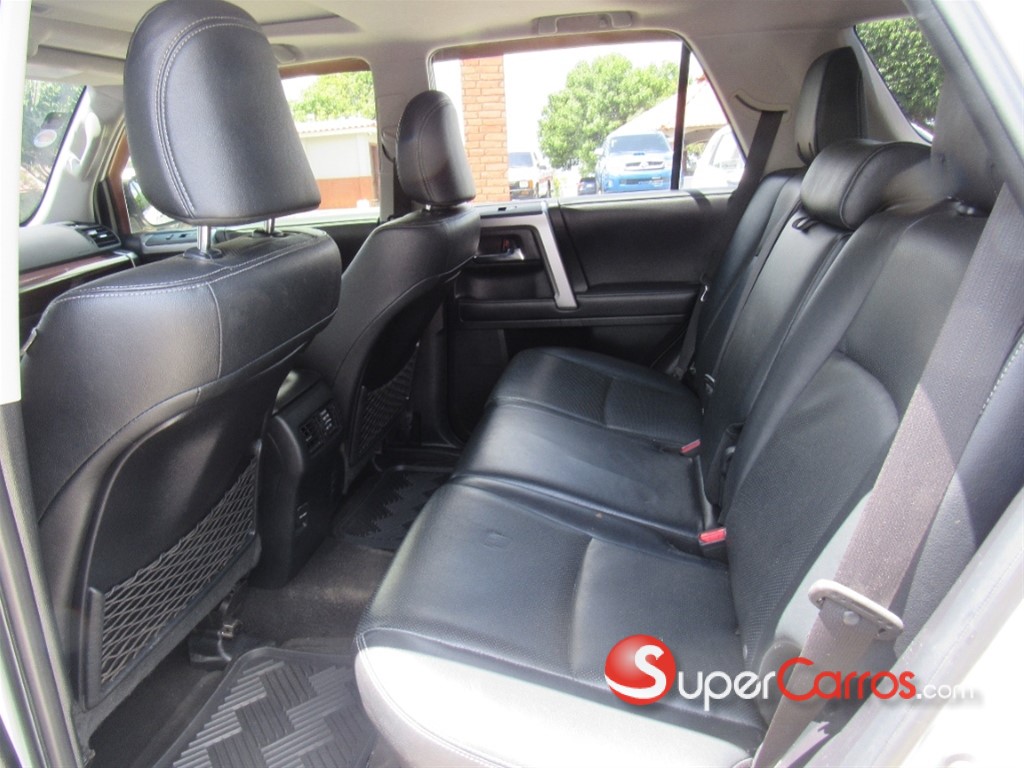 2019 Toyota 4 Runner Limited — foto 7 / 12