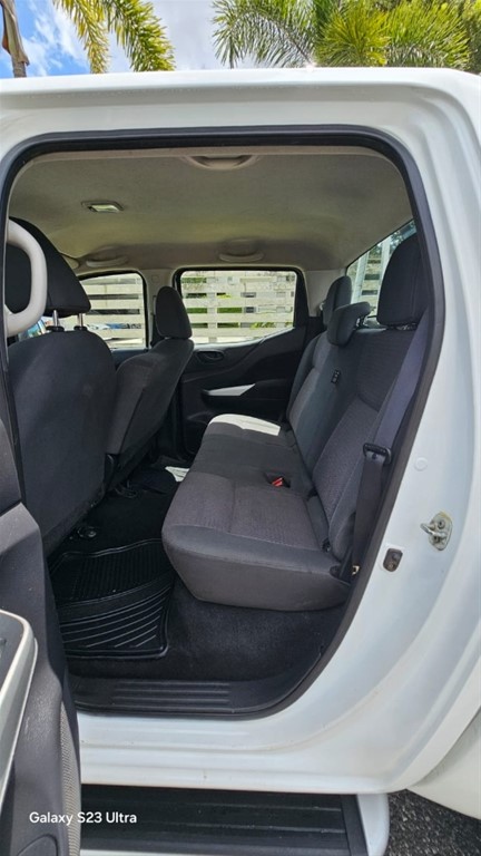 2020 Nissan Frontier NP300 — foto 2 / 9