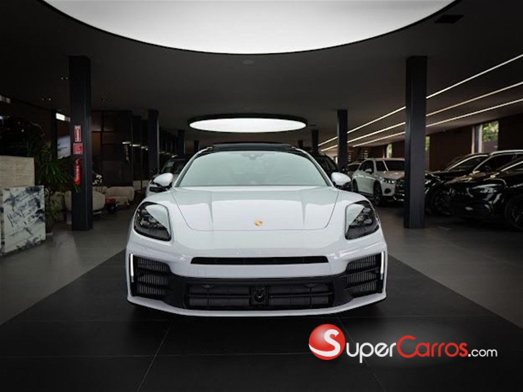 2025 Porsche Panamera 4 — foto 2 / 12