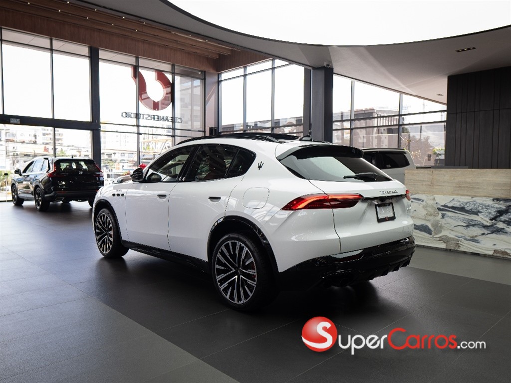 2025 Maserati Grecale Modena — foto 5 / 12