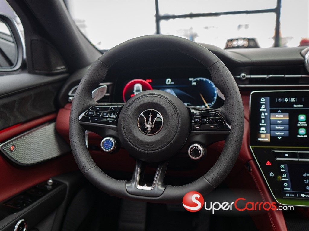 2025 Maserati Grecale Modena — foto 7 / 12