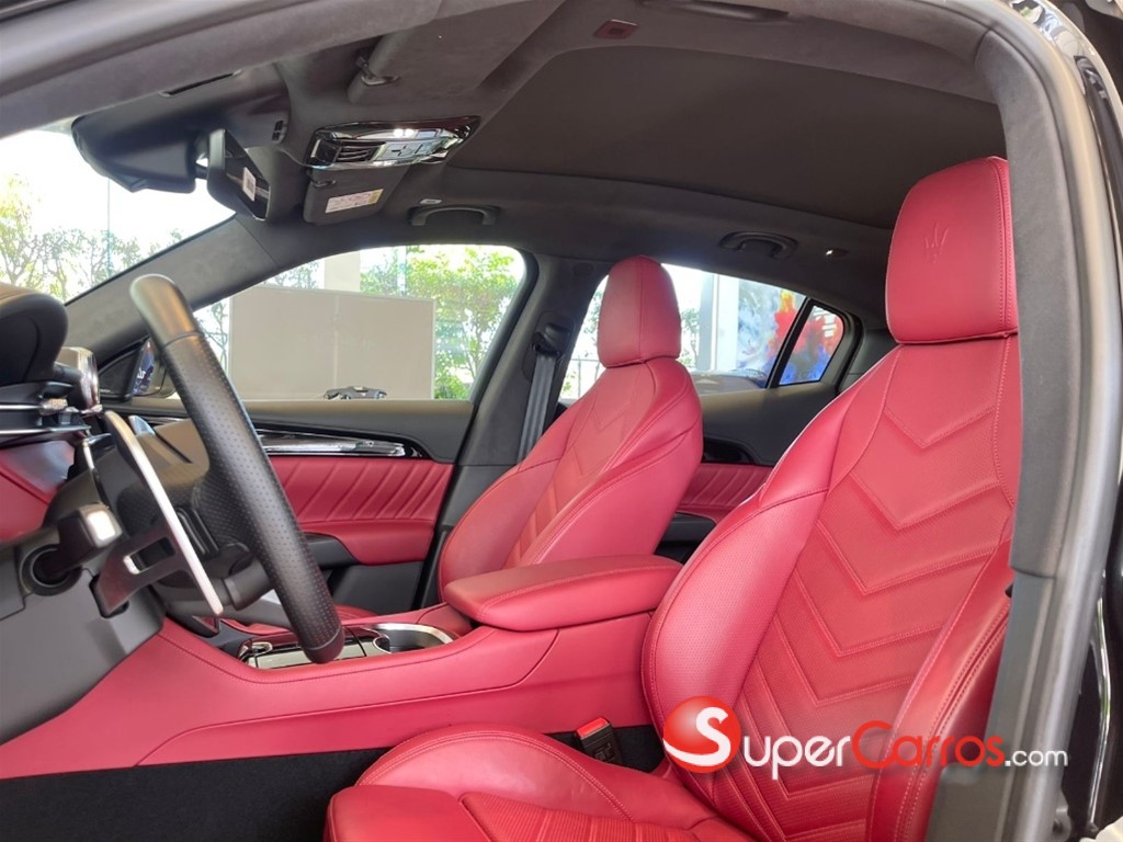 2026 Maserati Grecale Modena — foto 6 / 10