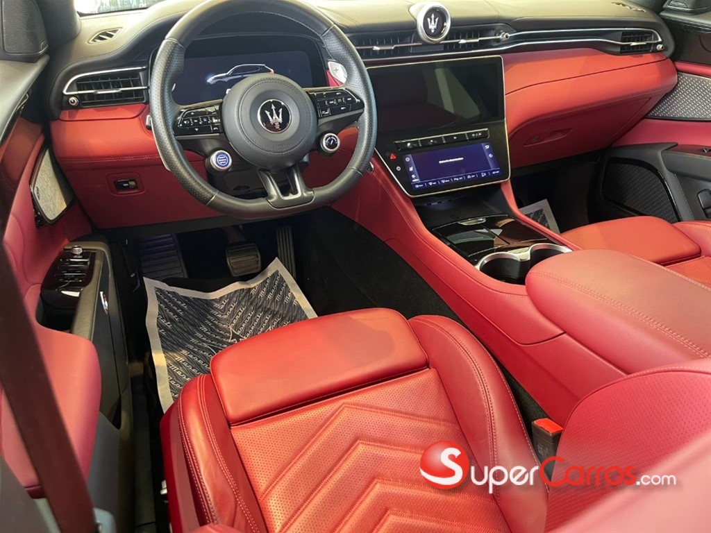 2026 Maserati Grecale Modena — foto 8 / 10