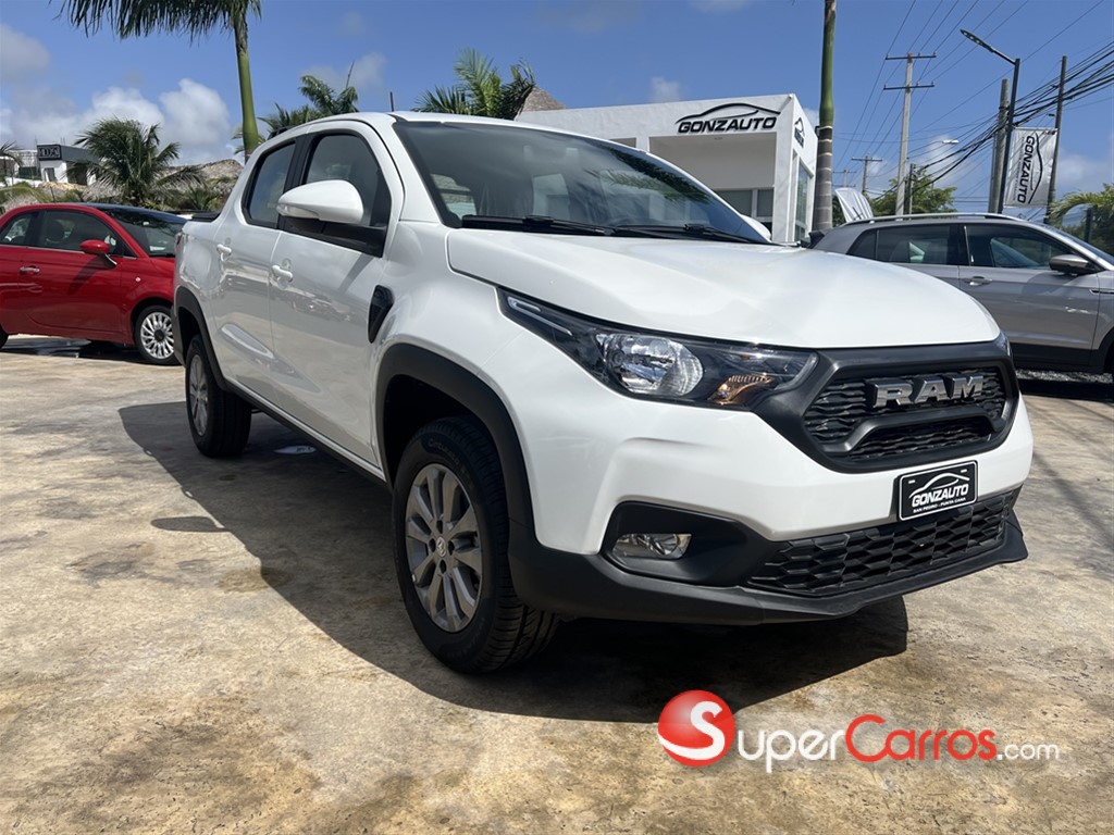 2026 Ram 700 Bighorn — foto 2 / 12