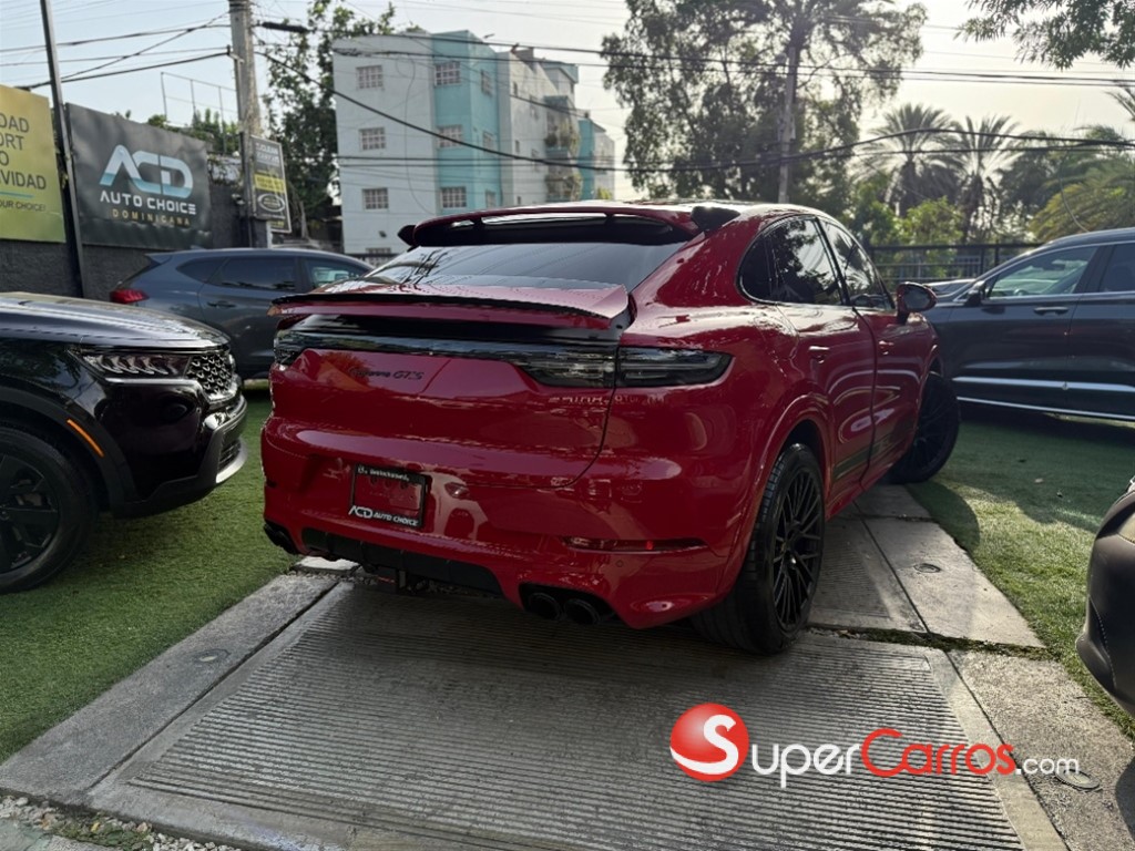 2021 Porsche Cayenne GTS — foto 3 / 12